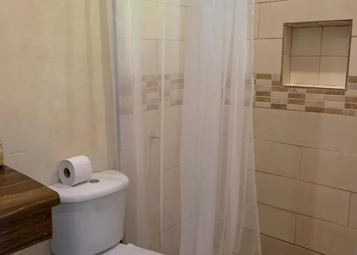 Entero El Guanacaste Con Piscina Compartida