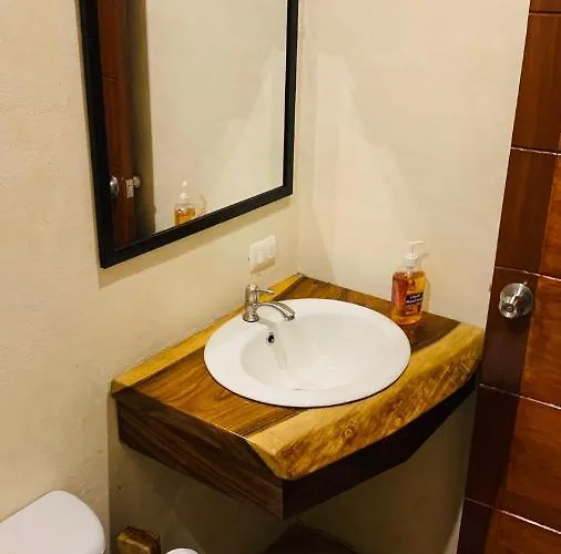 Entero El Guanacaste Con Piscina Compartida * Santa Cruz (Guanacaste)