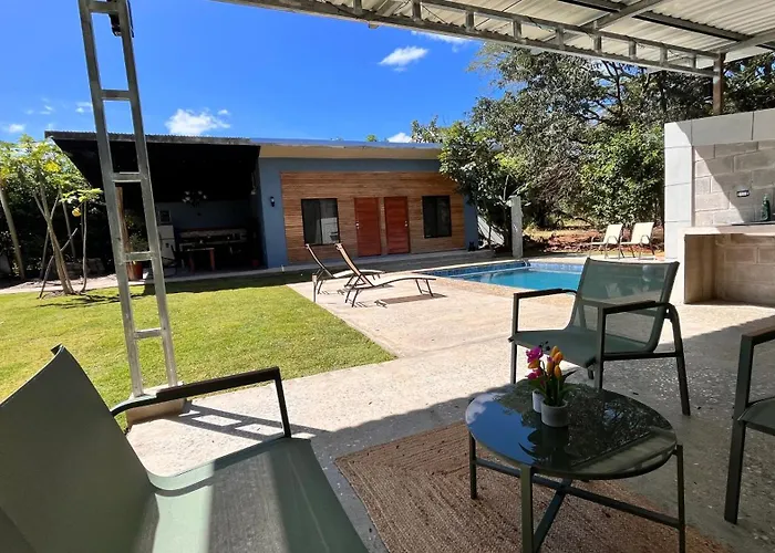 Entero El Guanacaste Con Piscina Compartida *