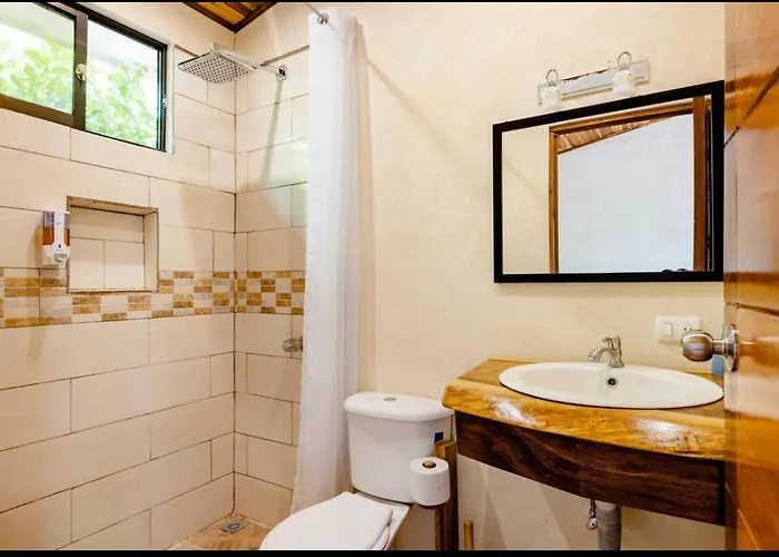 Entero El Guanacaste Con Piscina Compartida * Santa Cruz (Guanacaste)