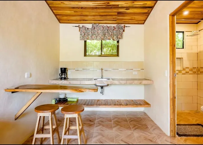 Entero El Guanacaste Con Piscina Compartida *